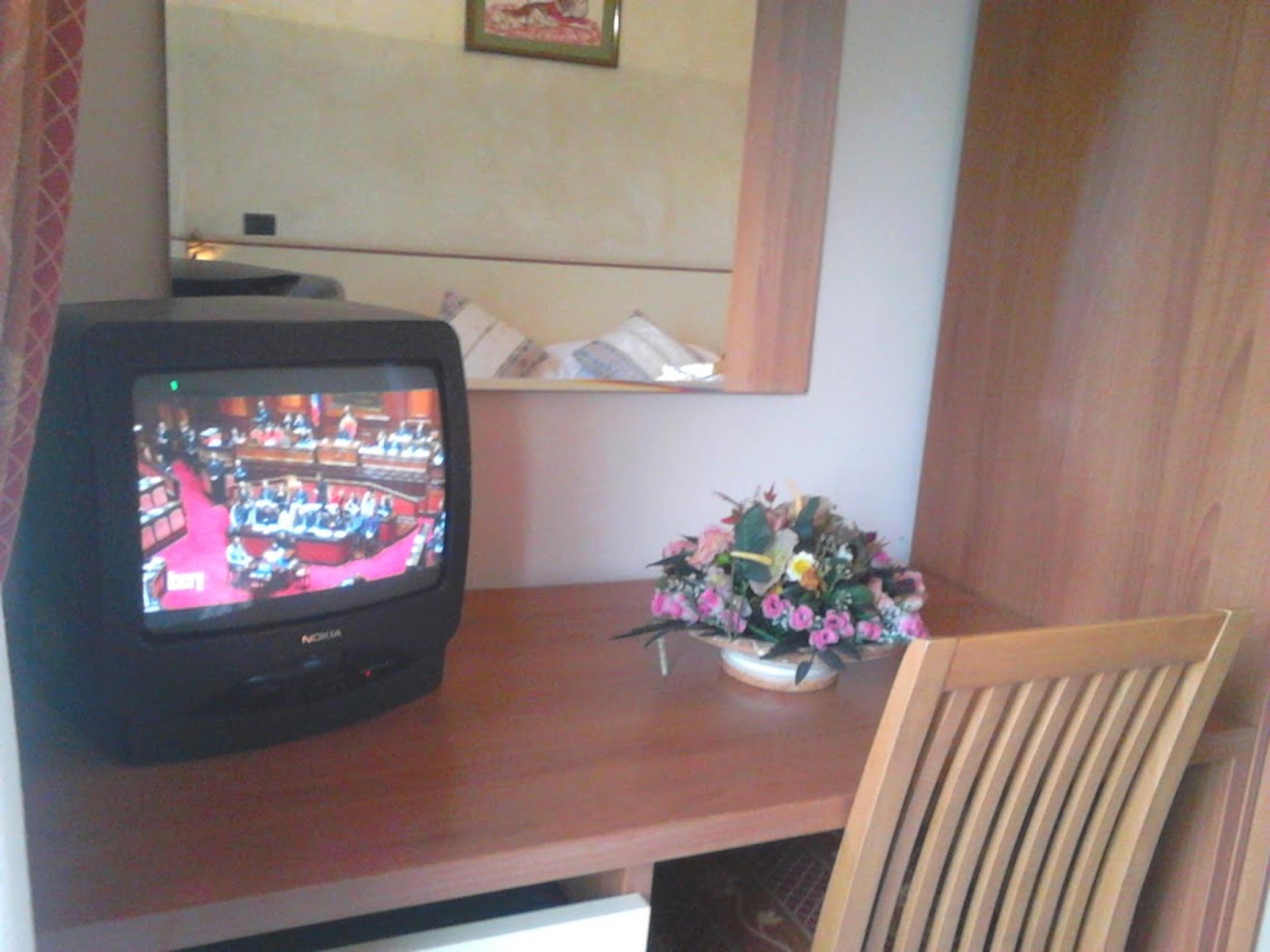 Hotel Happy Days Лікола Екстер'єр фото