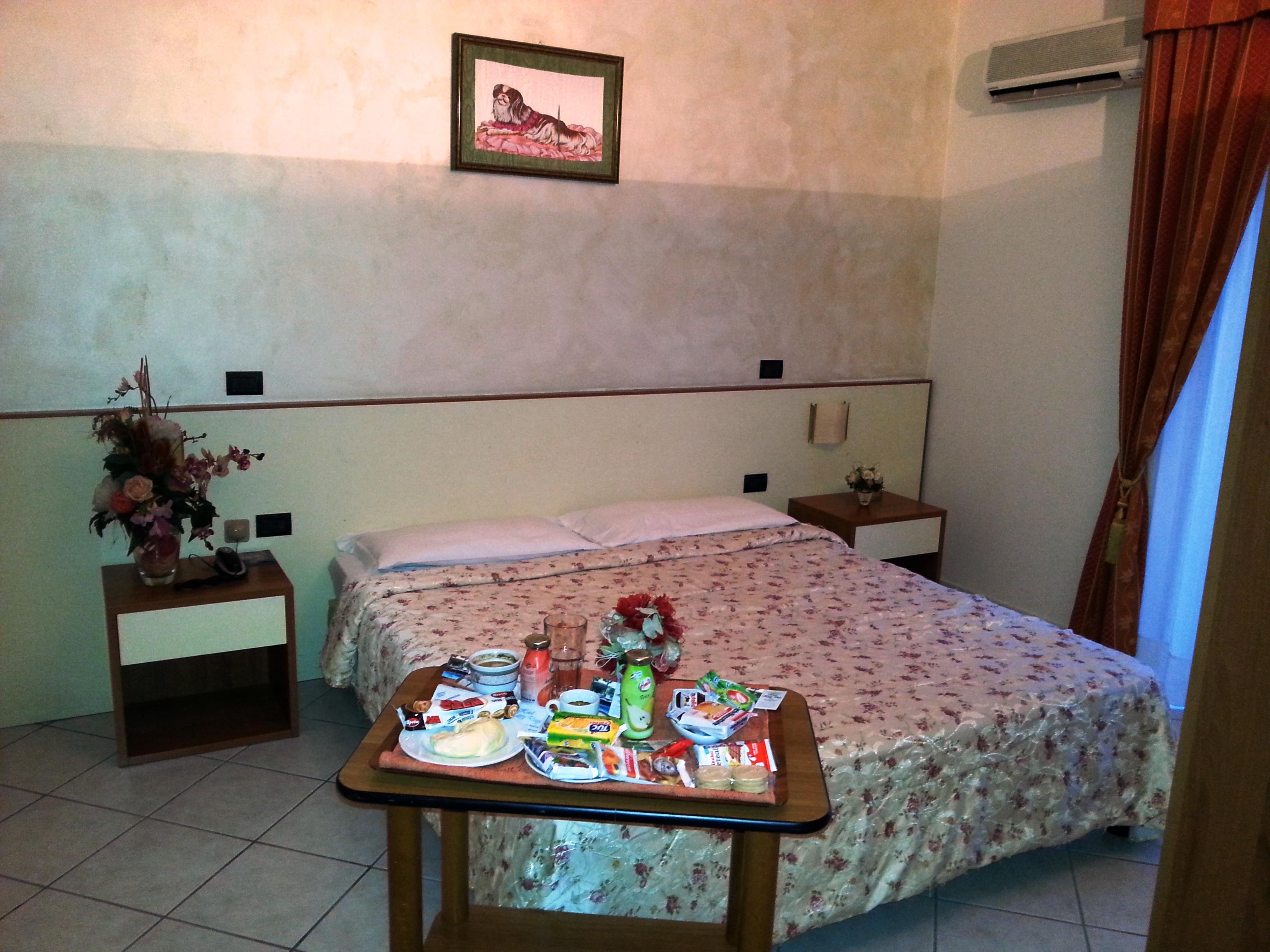Hotel Happy Days Лікола Екстер'єр фото