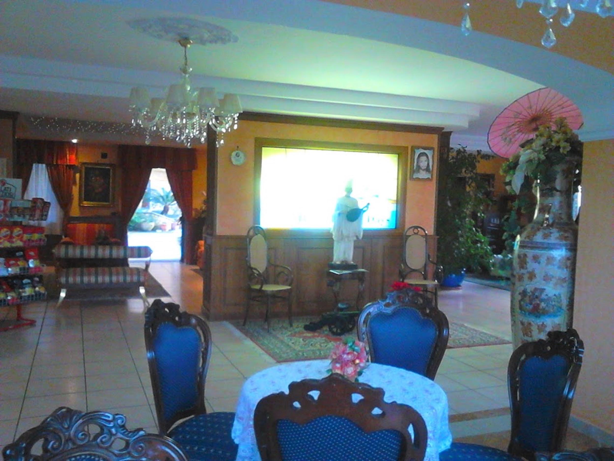 Hotel Happy Days Лікола Екстер'єр фото